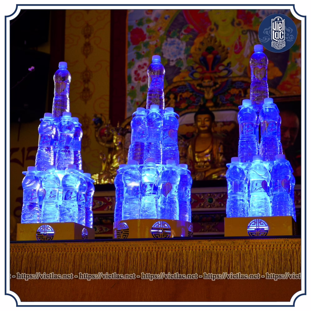 Đế bày tháp nước có đèn led - Ảnh 3